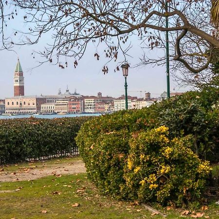 Апартаменты Monolocale La Corte Biennale Венеция Экстерьер фото