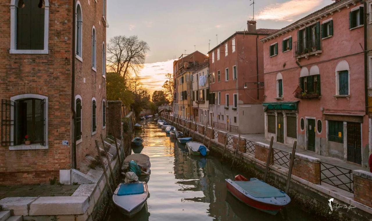 Апартаменты Monolocale La Corte Biennale Венеция Экстерьер фото