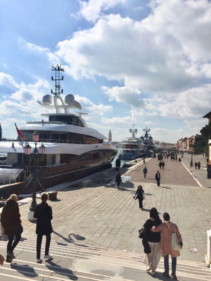 Апартаменты Monolocale La Corte Biennale Венеция Экстерьер фото